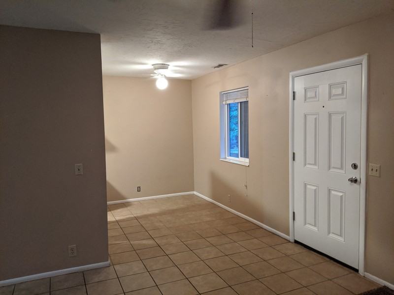 855 E Stratford Ave #855 - Photo 3 of 12