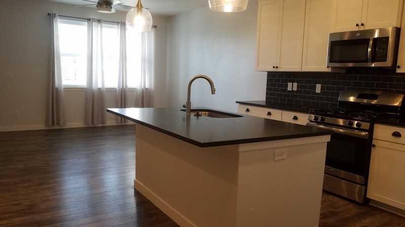 1199 W Jackson Ave #1 - Photo 3 of 17