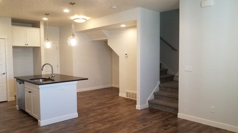 1199 W Jackson Ave #1 - Photo 6 of 17