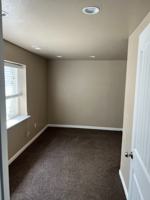 featured image of 871 W Prairie Dog Way