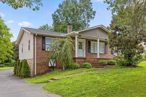 featured image of 2418 Crescent Club Dr