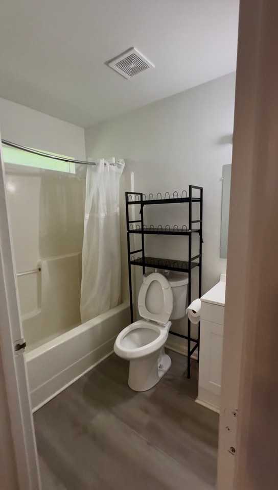1522 Pepper Dr - Photo 3 of 5