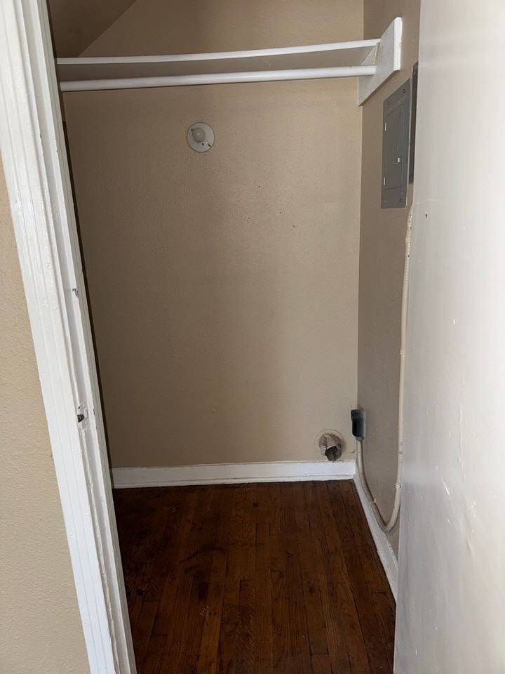 245 Deerwood Dr #245 - Photo 6 of 18