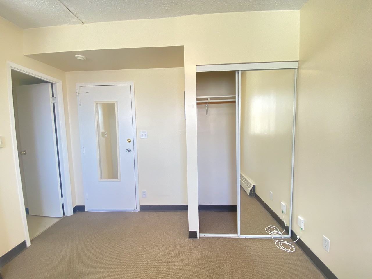 401 Princess Street #239 - Photo 3 of 8