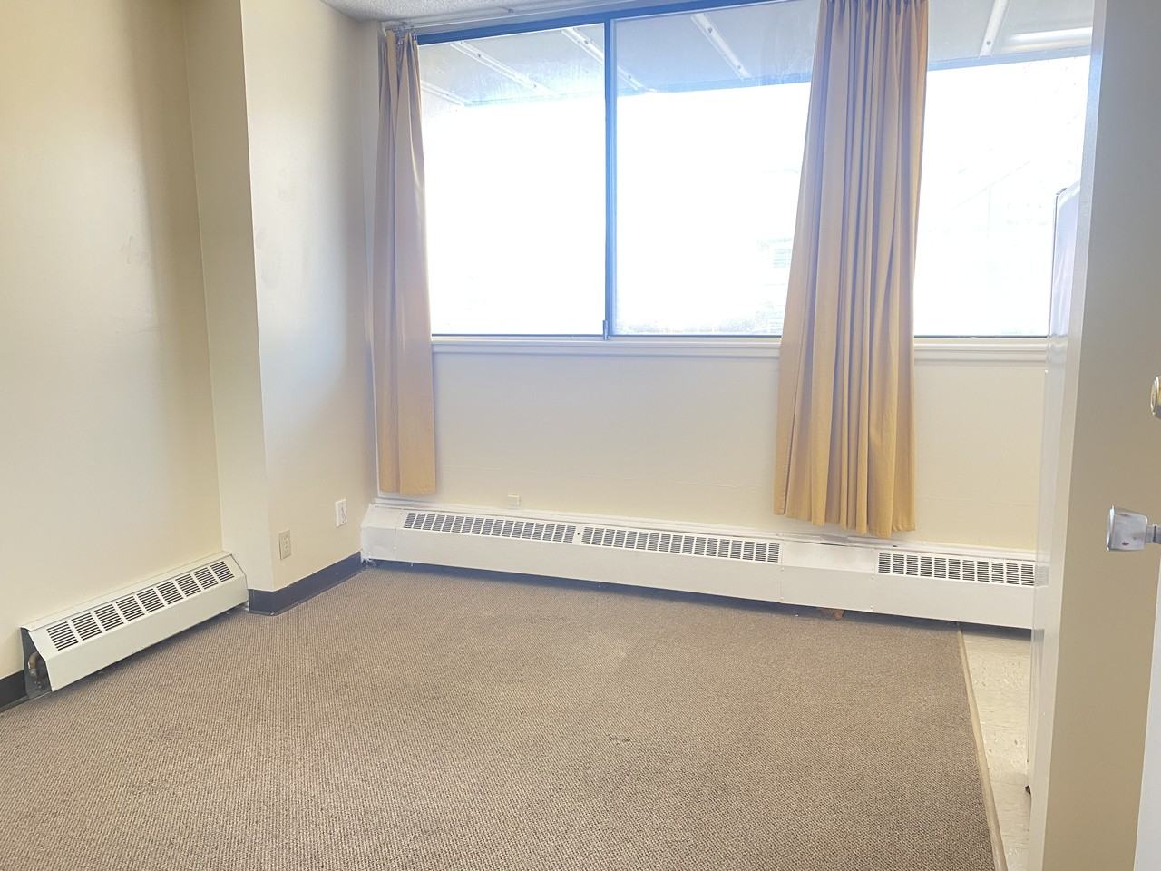 401 Princess Street #239 - Photo 2 of 8