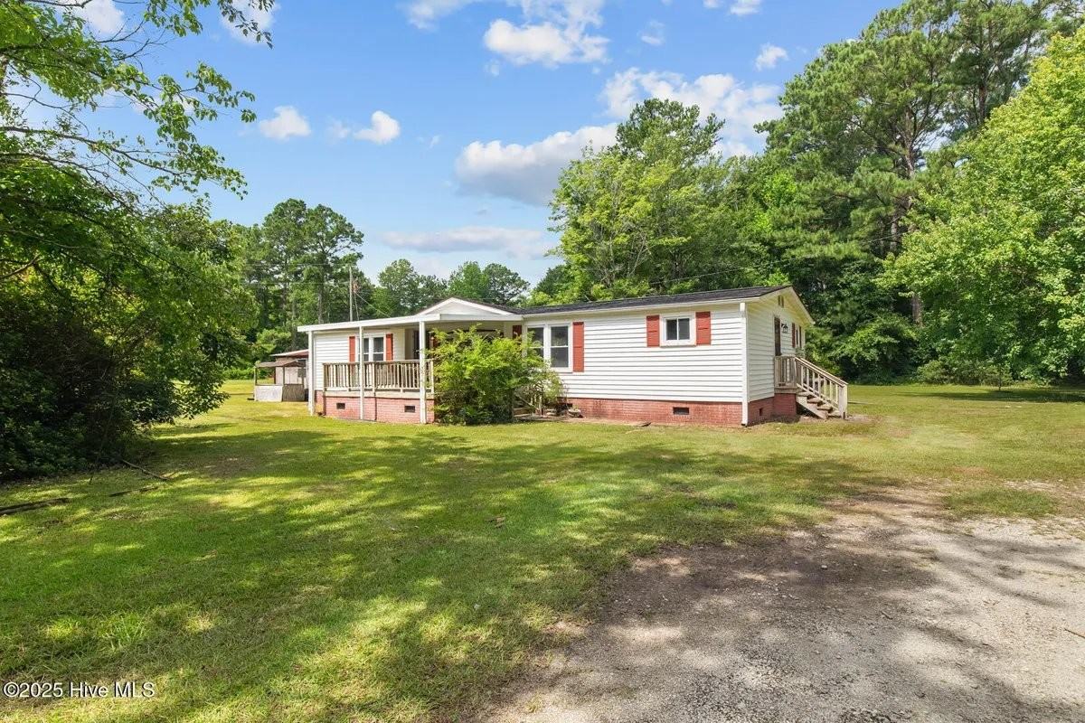 136 Smedley Ln - Photo 2 of 20