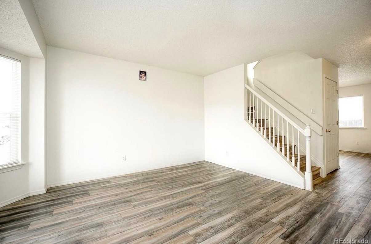 4925 Enid Way - Photo 4 of 20