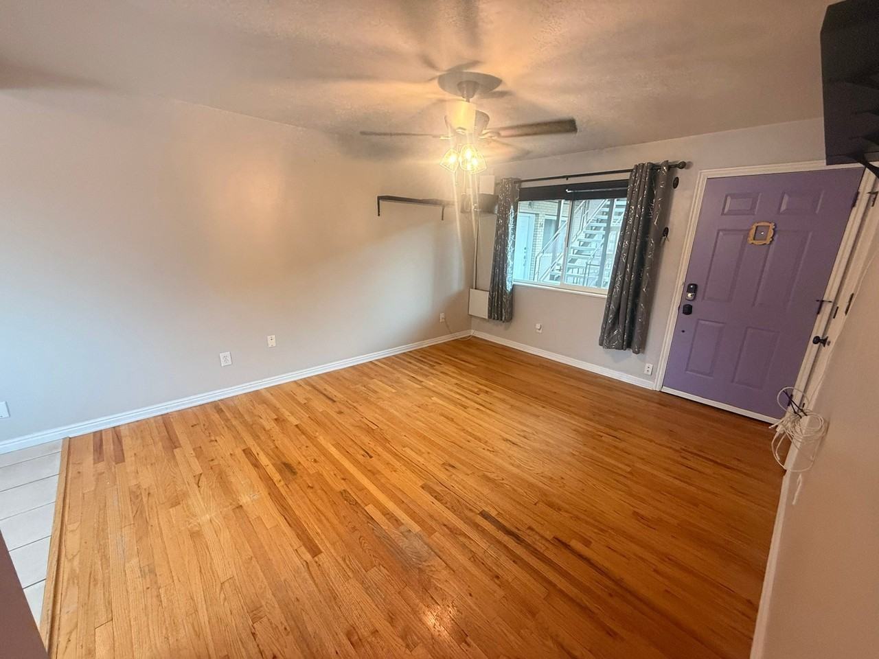 301 E St #11 - Photo 5 of 20