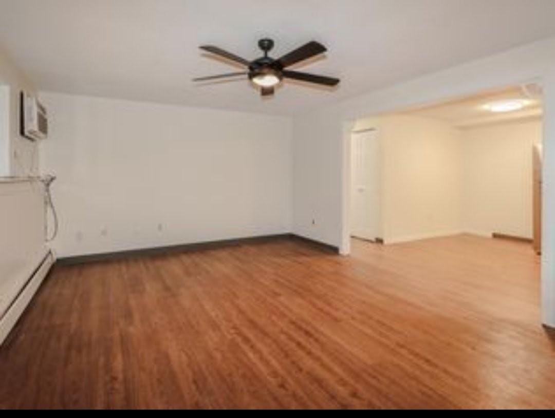 16 Tiffany Rd #4 - Photo 5 of 8