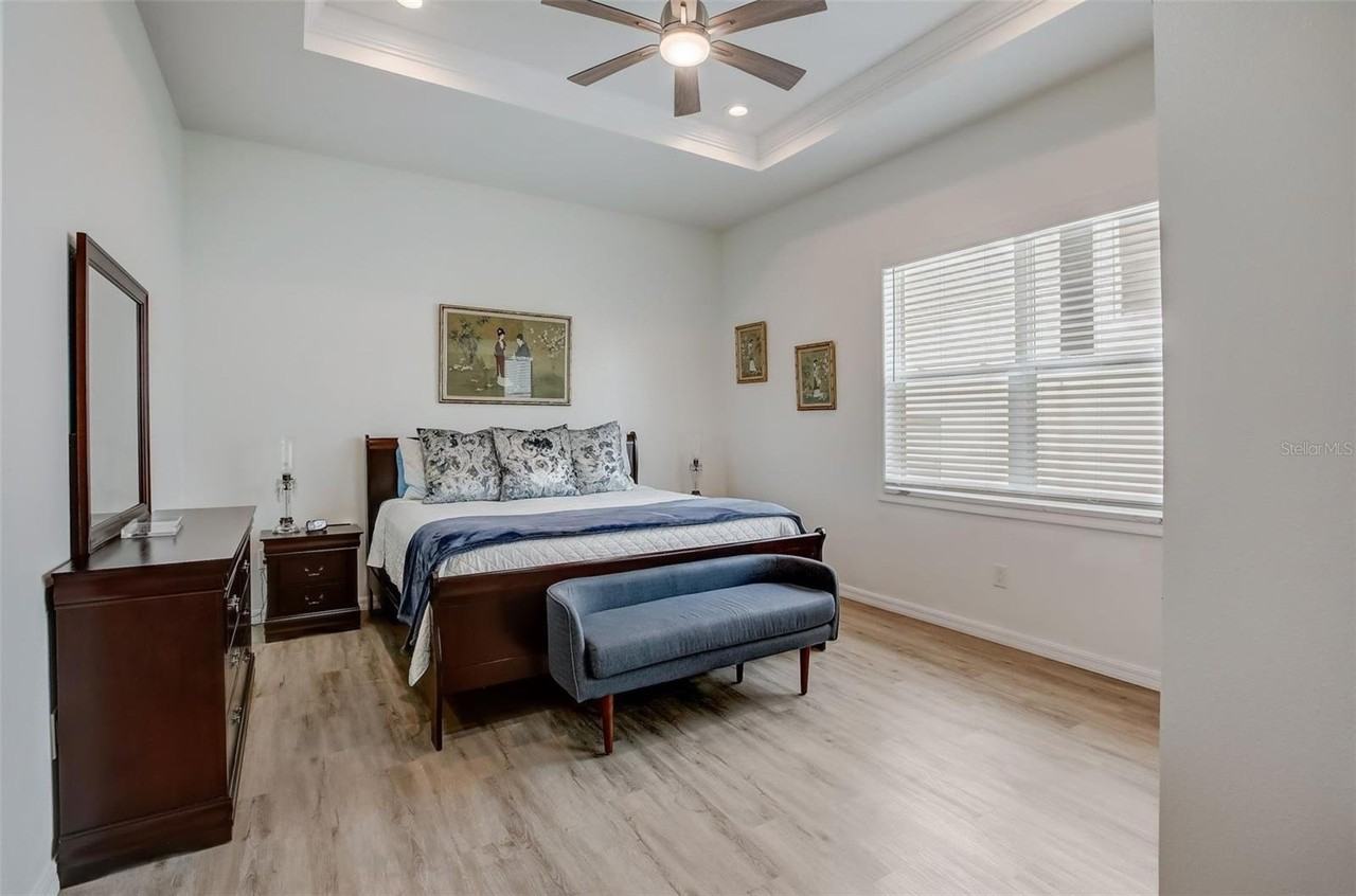3106 E Frierson Ave - Photo 4 of 15