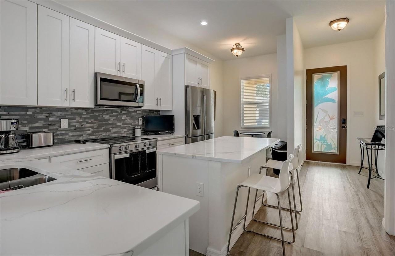 3106 E Frierson Ave - Photo 6 of 15