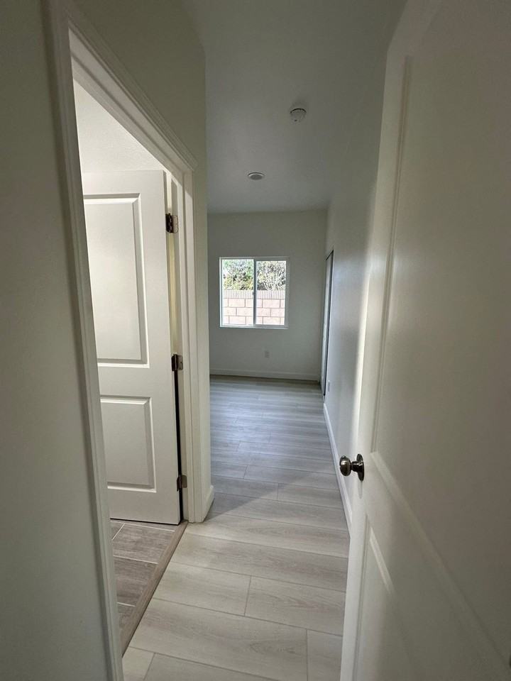 13935 Rosita Pl - Photo 6 of 10