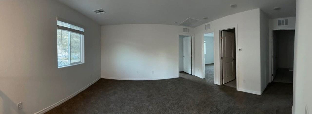 380 Rosefinch St - Photo 5 of 11
