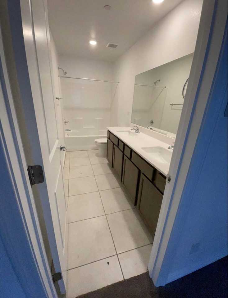 380 Rosefinch St - Photo 6 of 11