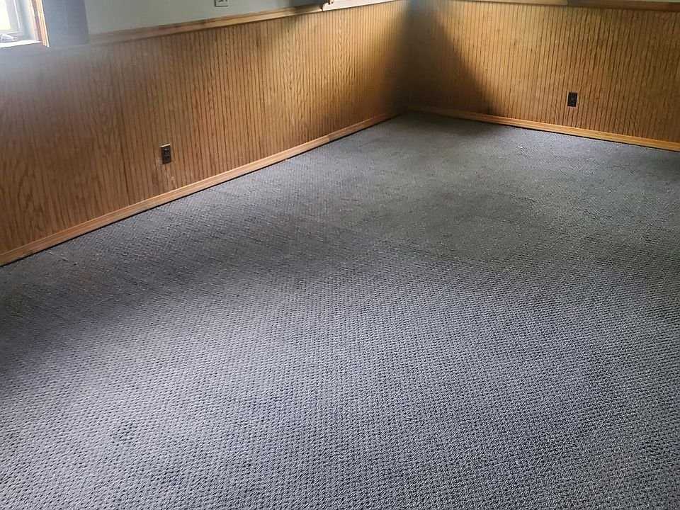 312 Winnebago St - Photo 2 of 12