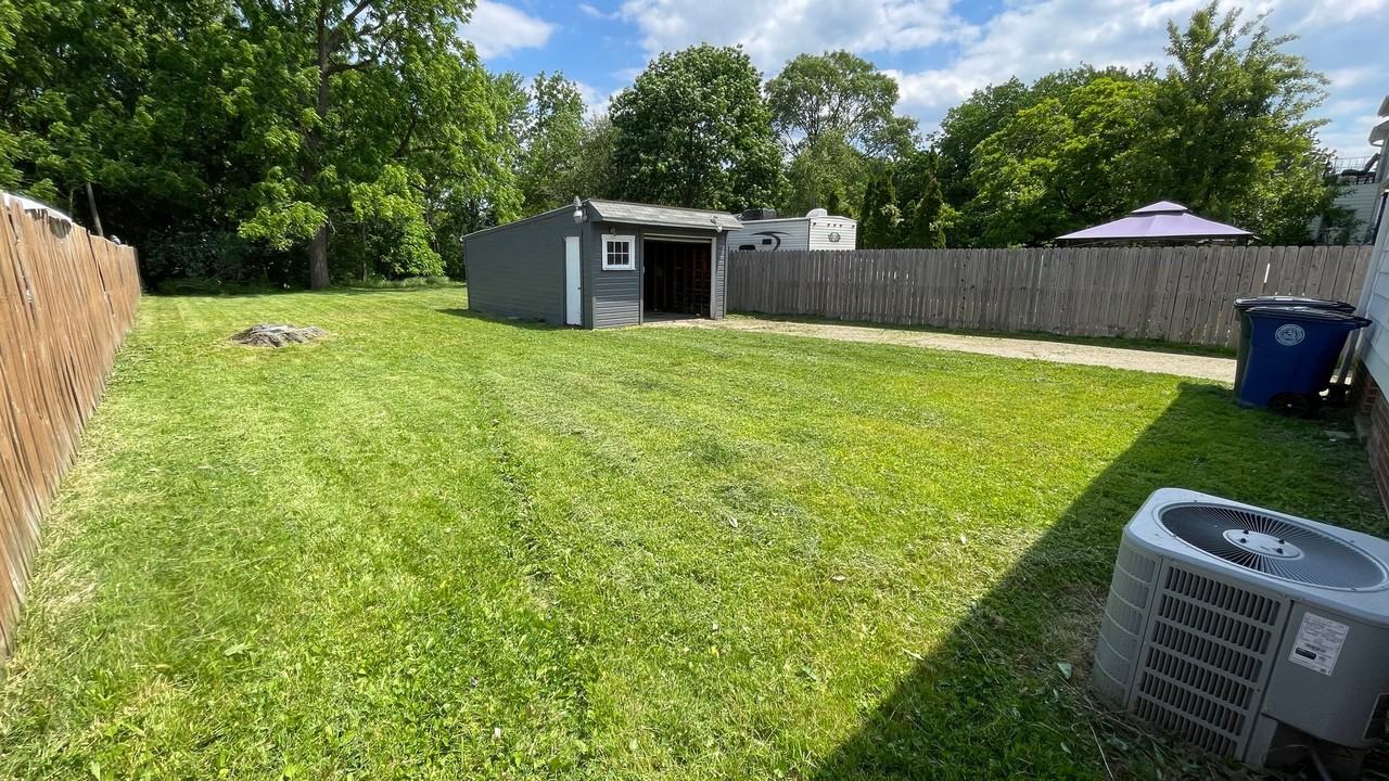 6124 Traymore Ave - Photo 5 of 18