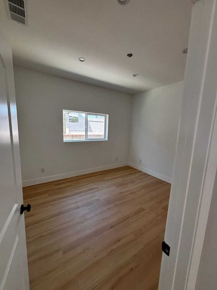 11937 Ainsworth St #2 - Photo 7 of 7
