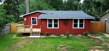 featured image of 1003 Crystal River Rd