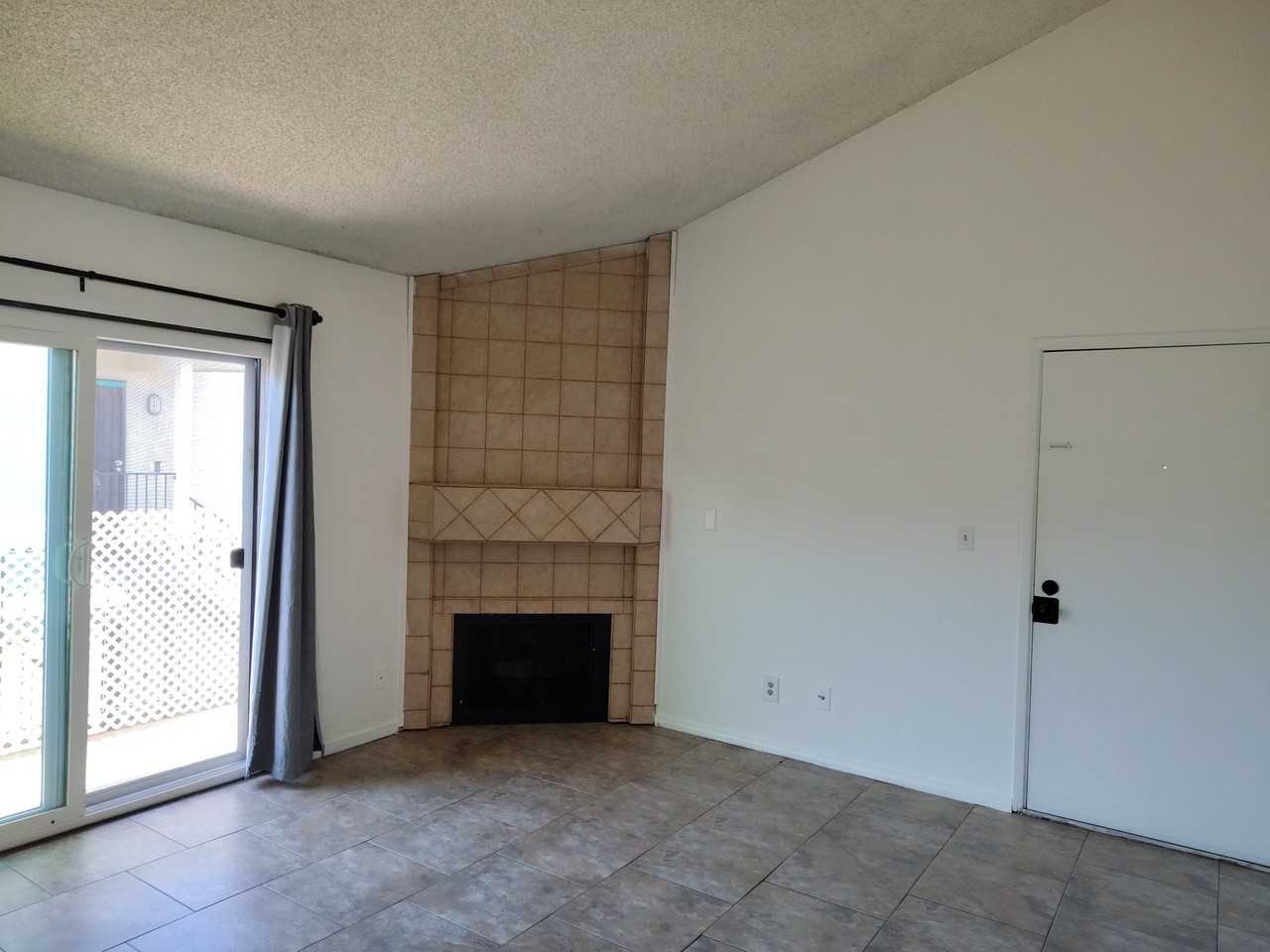 12650 Lakeshore Dr #158 - Photo 5 of 10