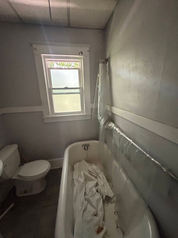 7000 Florence Pl - Photo 3 of 12