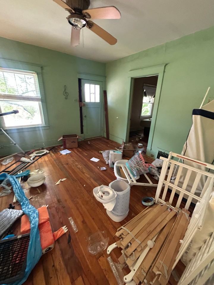 7000 Florence Pl - Photo 6 of 12