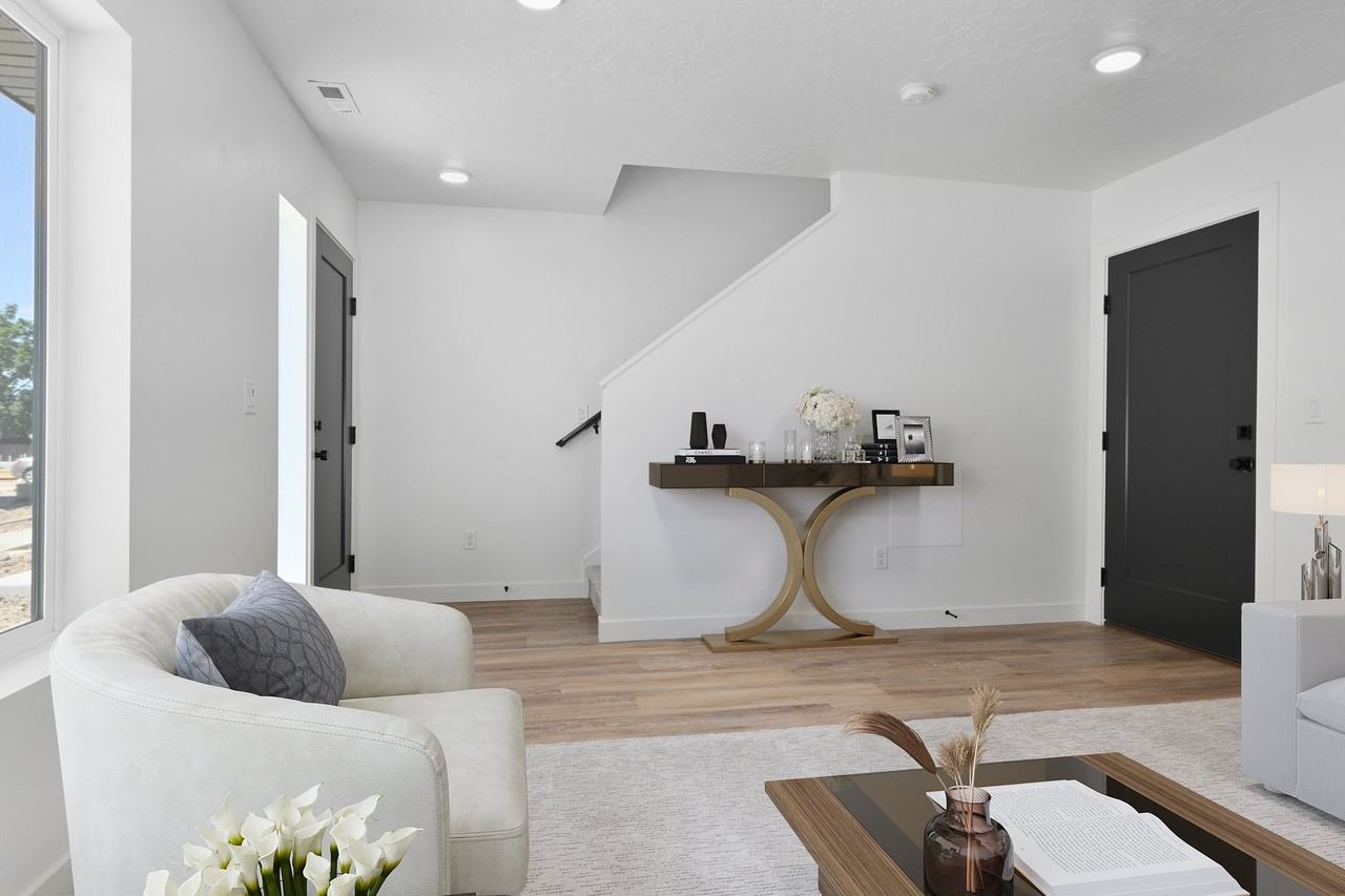 567 Northwest #149 - Photo 4 of 13
