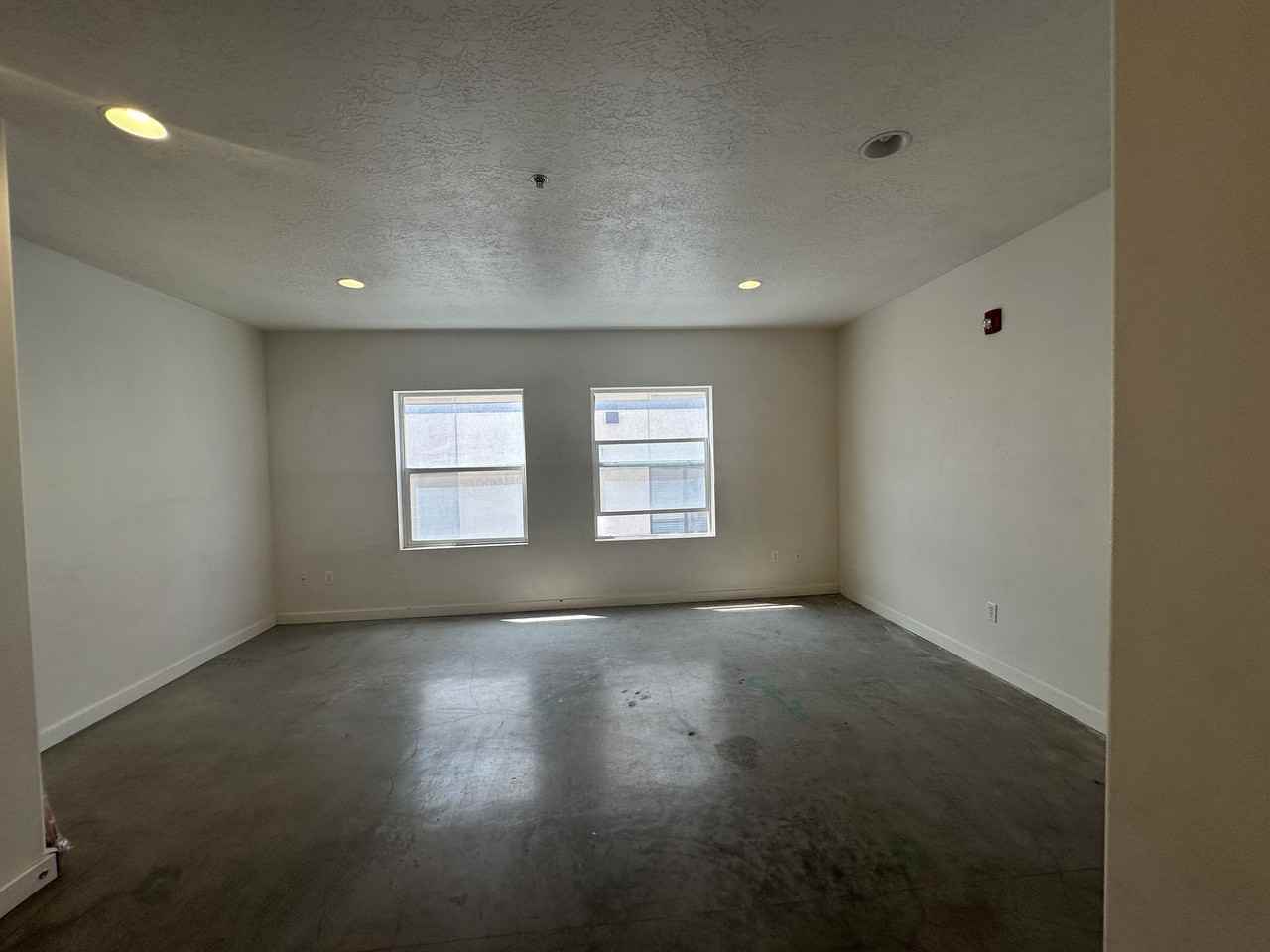 938 S Washington St #105 - Photo 3 of 7