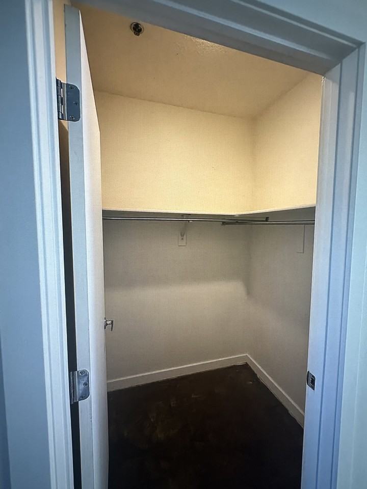 938 S Washington St #106 - Photo 5 of 6
