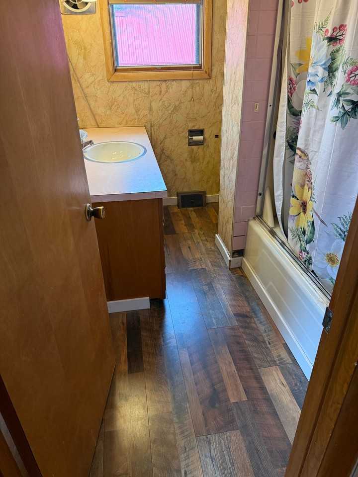 1284 Cambria St - Photo 2 of 15