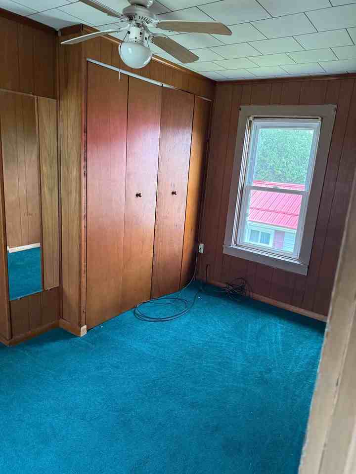 1284 Cambria St - Photo 3 of 15