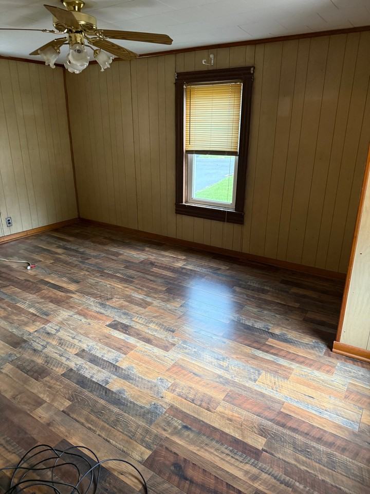 1284 Cambria St - Photo 6 of 15