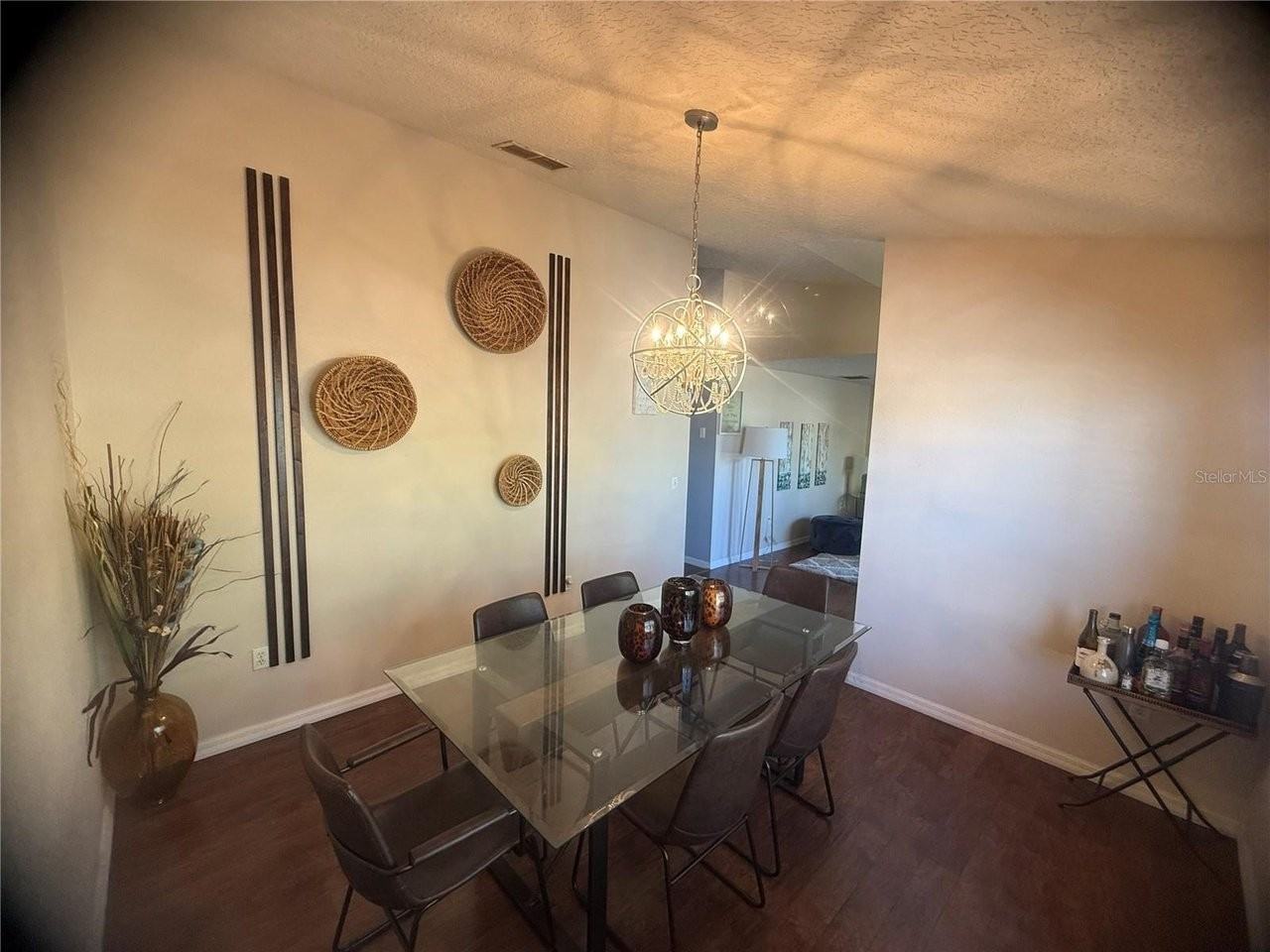 1956 Myakka Ct - Photo 5 of 11