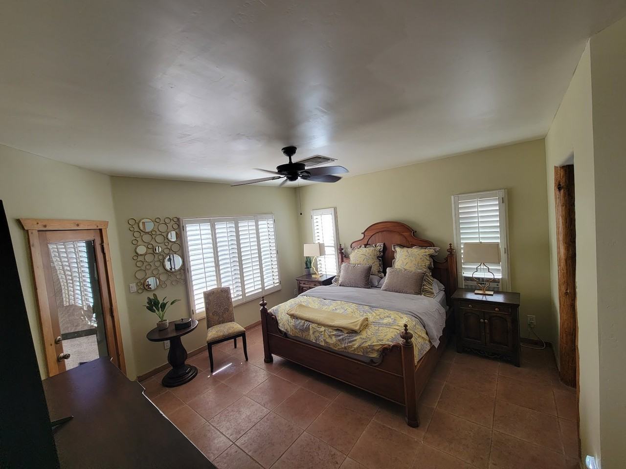 6105 E Lowden Rd - Photo 7 of 22