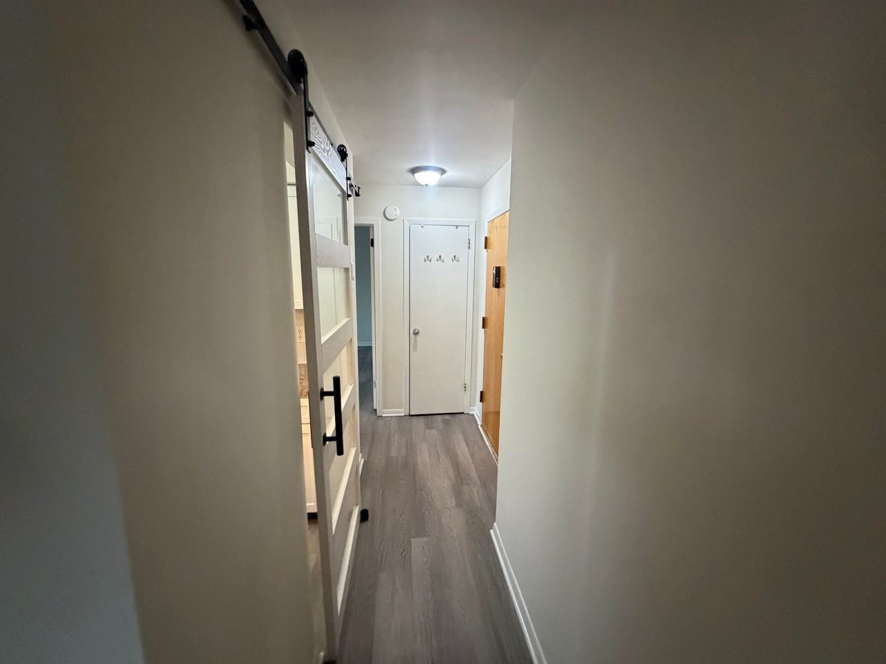 322 W Elizabeth Ave #2C - Photo 2 of 9