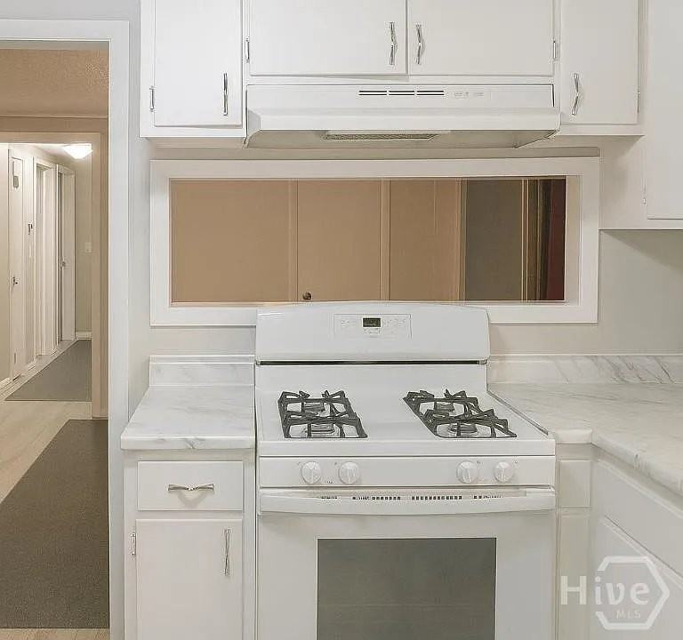 614 2nd St - Photo 5 of 15