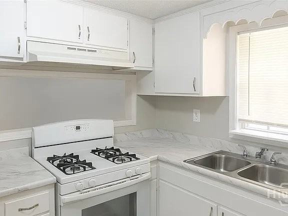 614 2nd St - Photo 6 of 15