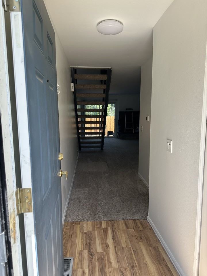 336 S Memphis Way #F - Photo 3 of 15