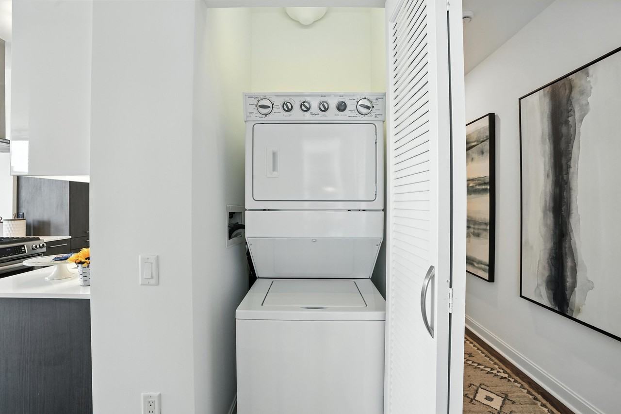 132 W Wacker Dr #301 - Photo 7 of 11
