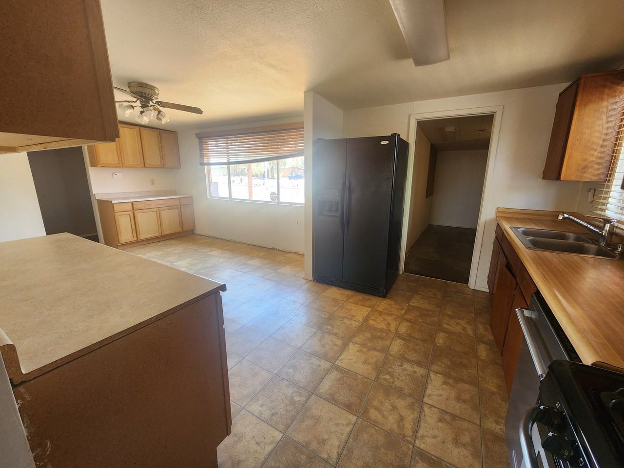 7125 E 29th St - Photo 4 of 18