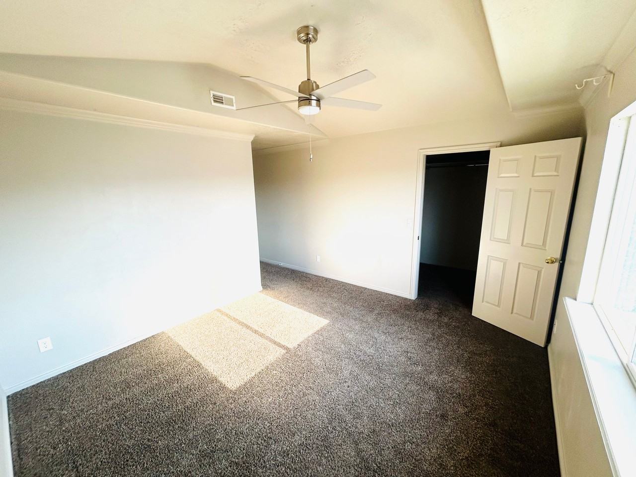 3371 E Ridge Route Rd #9 - Photo 5 of 13