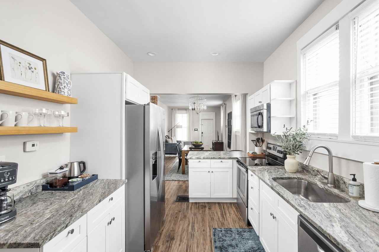 614 E Minnesota St - Photo 5 of 20