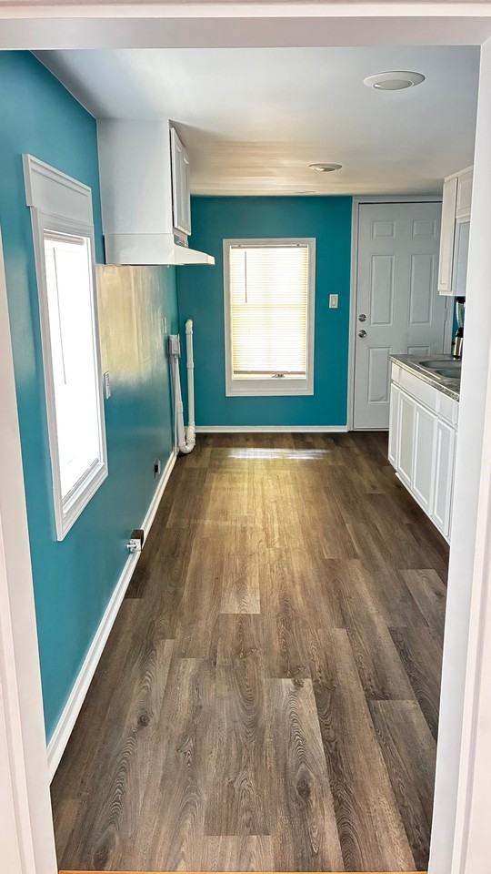 320 Cooper St - Photo 2 of 9