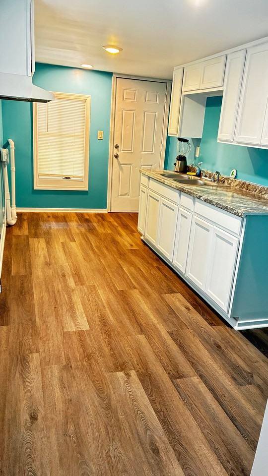320 Cooper St - Photo 3 of 9