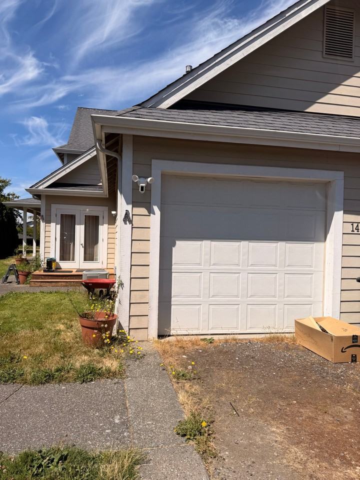 1430 Blaine Ave #A - Photo 3 of 16