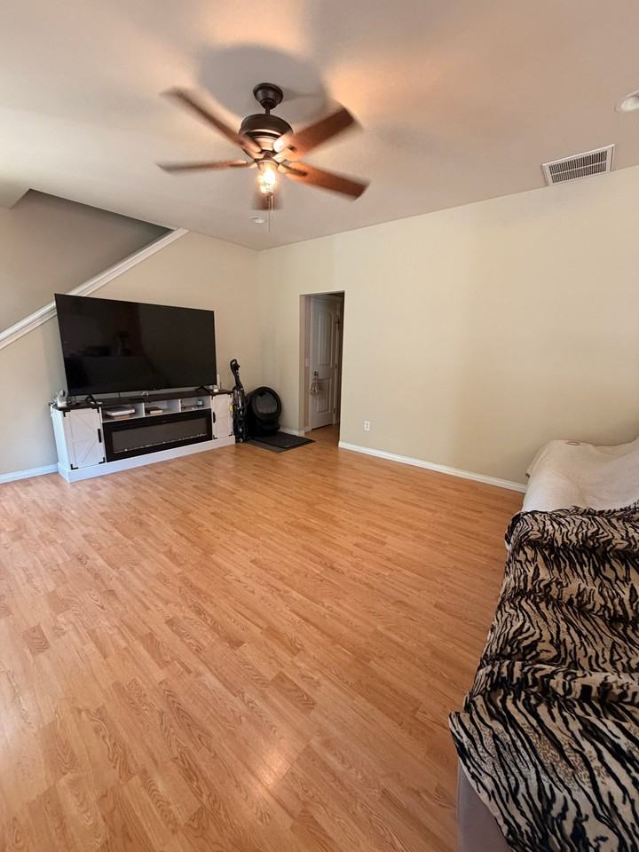 1430 Blaine Ave #A - Photo 6 of 16