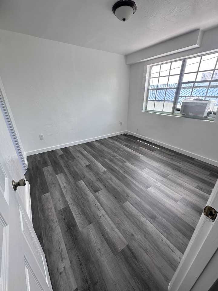 5410 Nw 13th Ave #13 - Photo 3 of 4