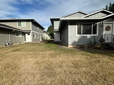 1440 Ne Paropa Ct - Photo 2 of 20