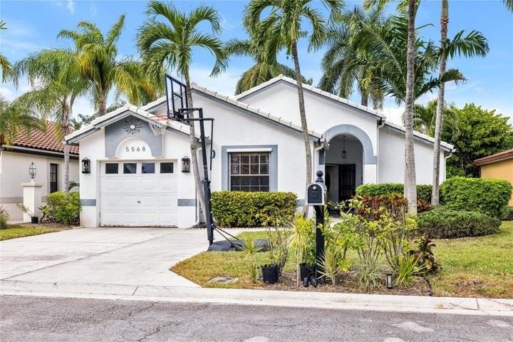 5568 American Cir - Photo 4 of 8