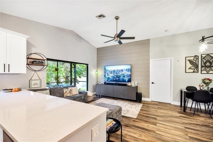 5568 American Cir - Photo 7 of 8