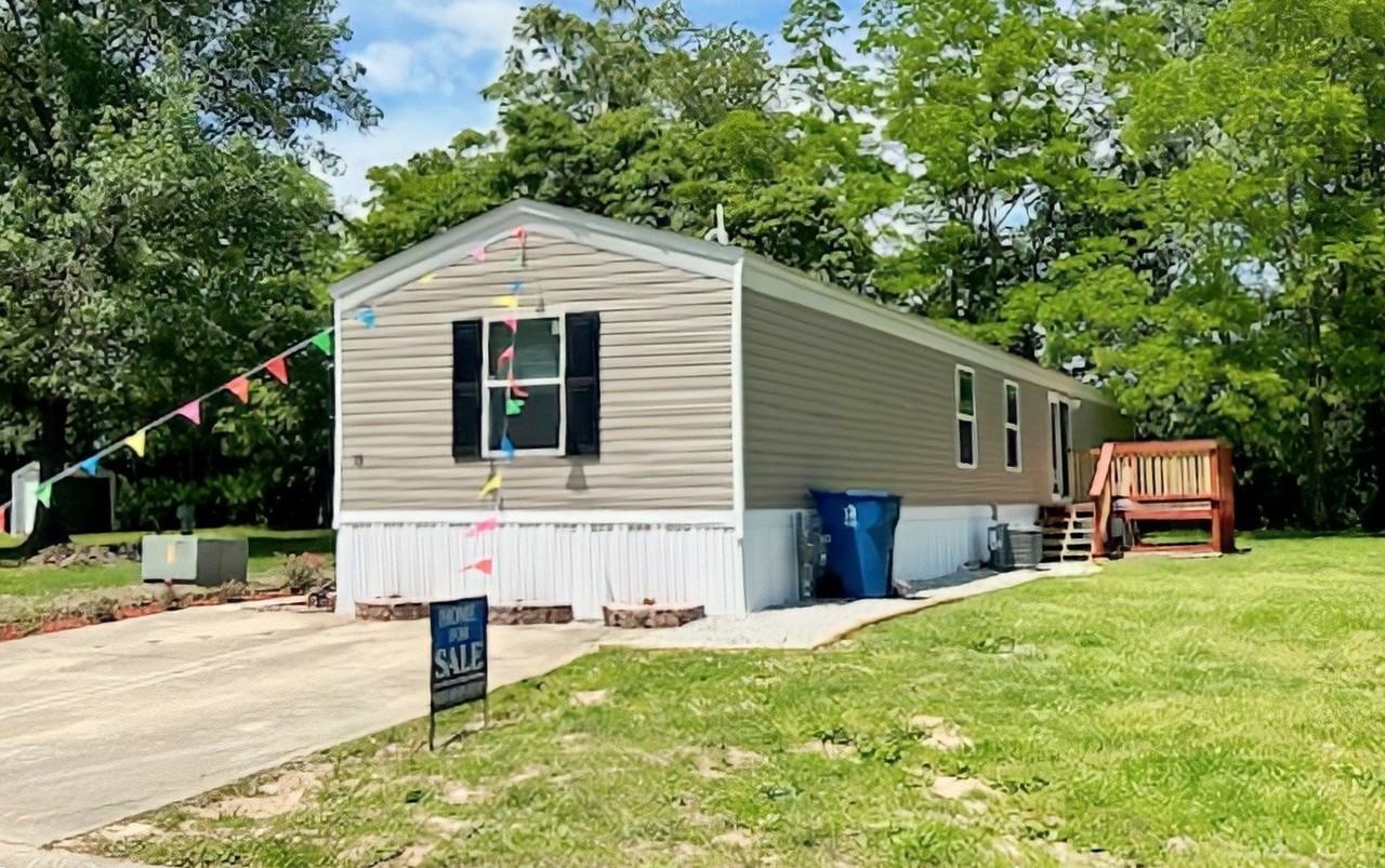15 Deerwood Park - Photo 3 of 16